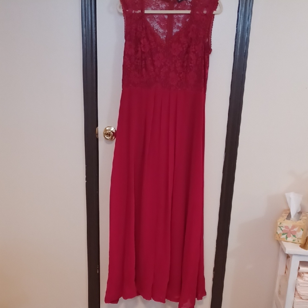 Rephyllis Red Lace Maxi Dress